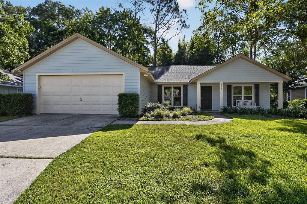 Photo of 6909 SW 80th Drive, Gainesville, FL 32608 (MLS # GC542604)