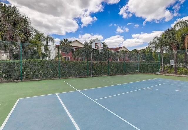 OAKWATER CONDO PH 20-23 - Residential