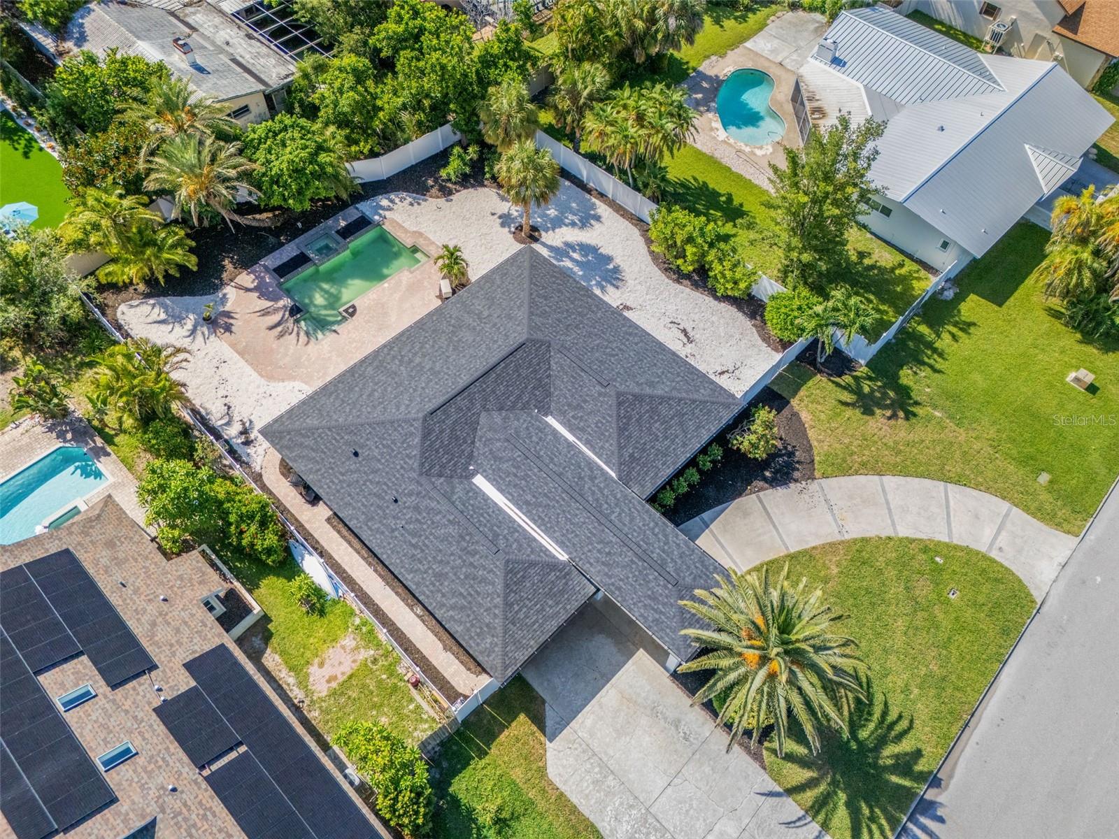 TIERRA VERDE - Residential
