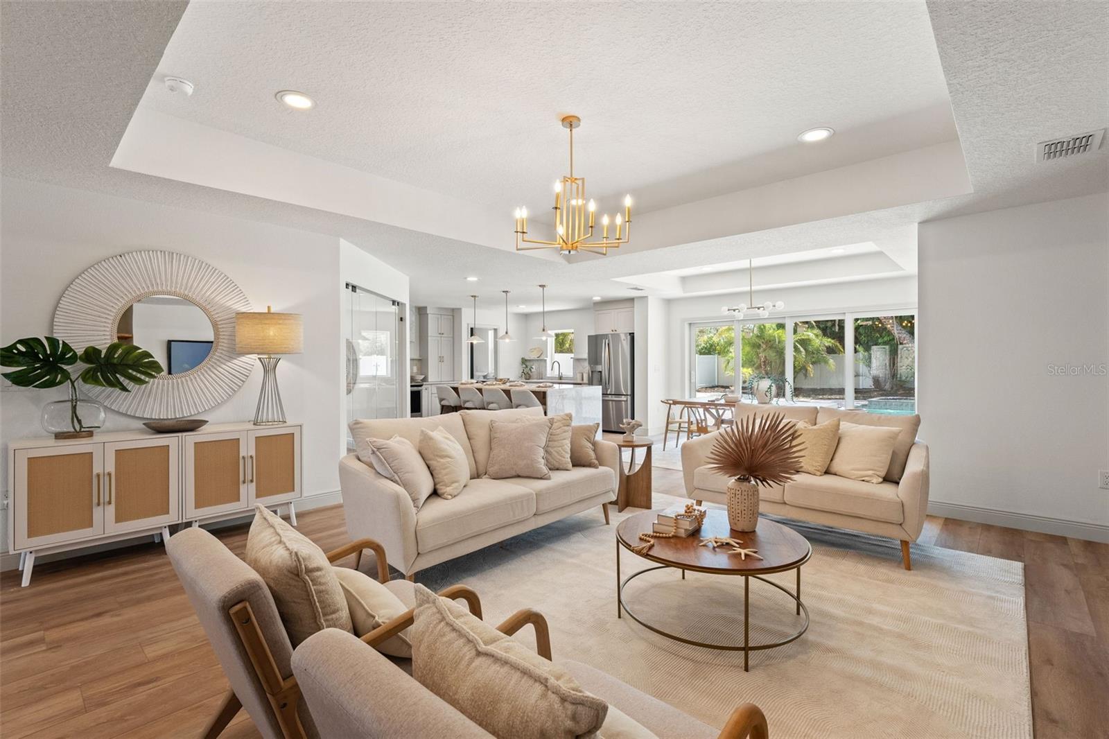 TIERRA VERDE - Residential