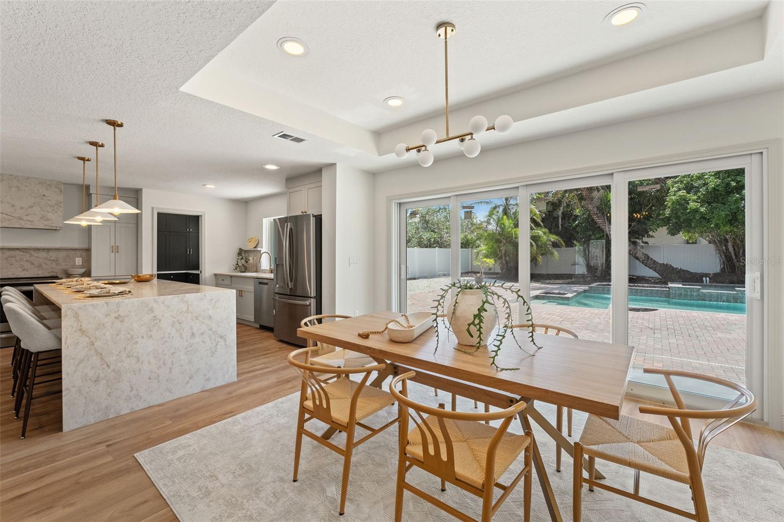 TIERRA VERDE - Residential