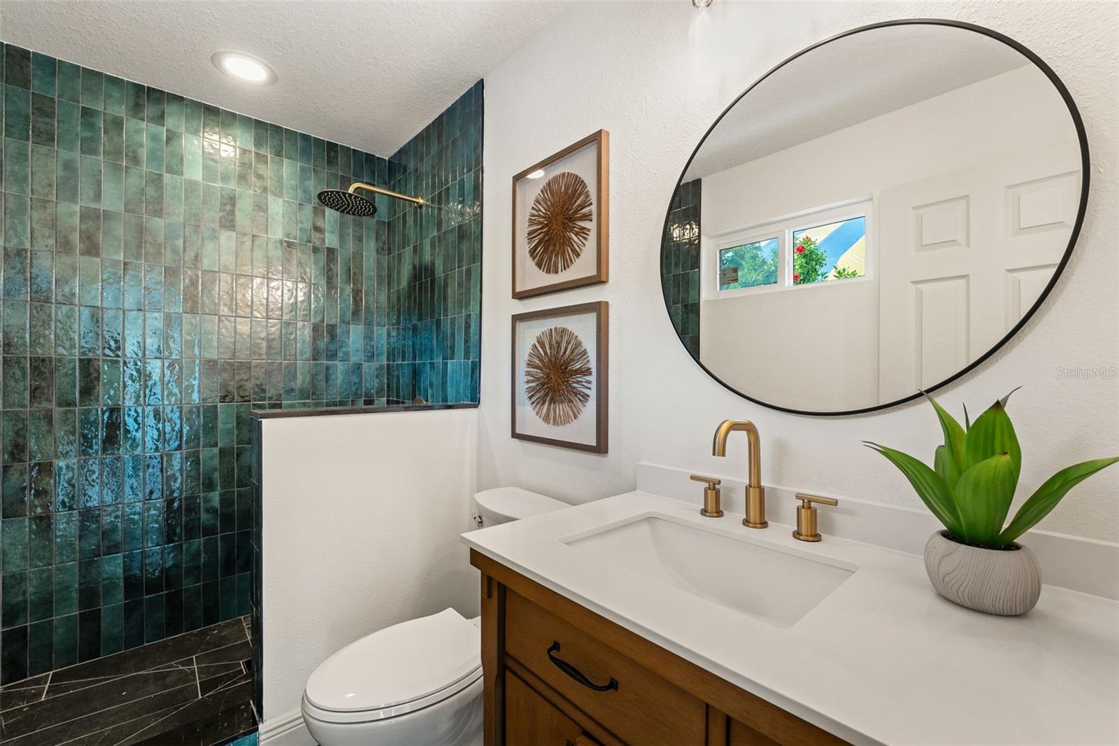 TIERRA VERDE - Residential