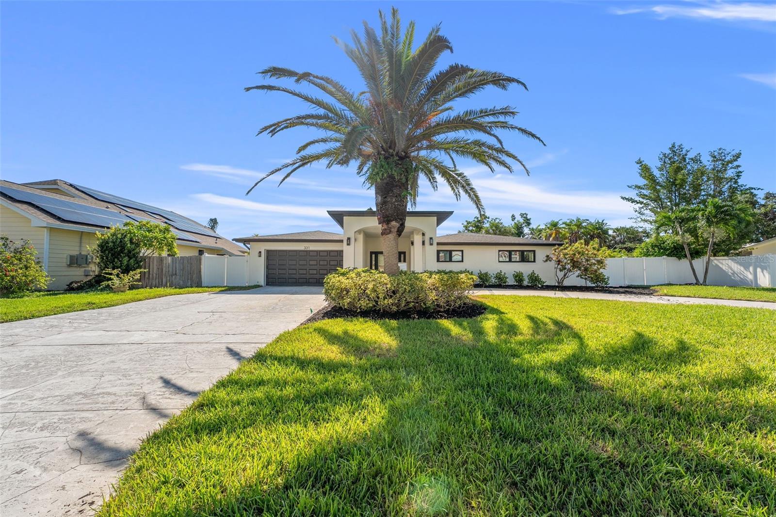 TIERRA VERDE - Residential
