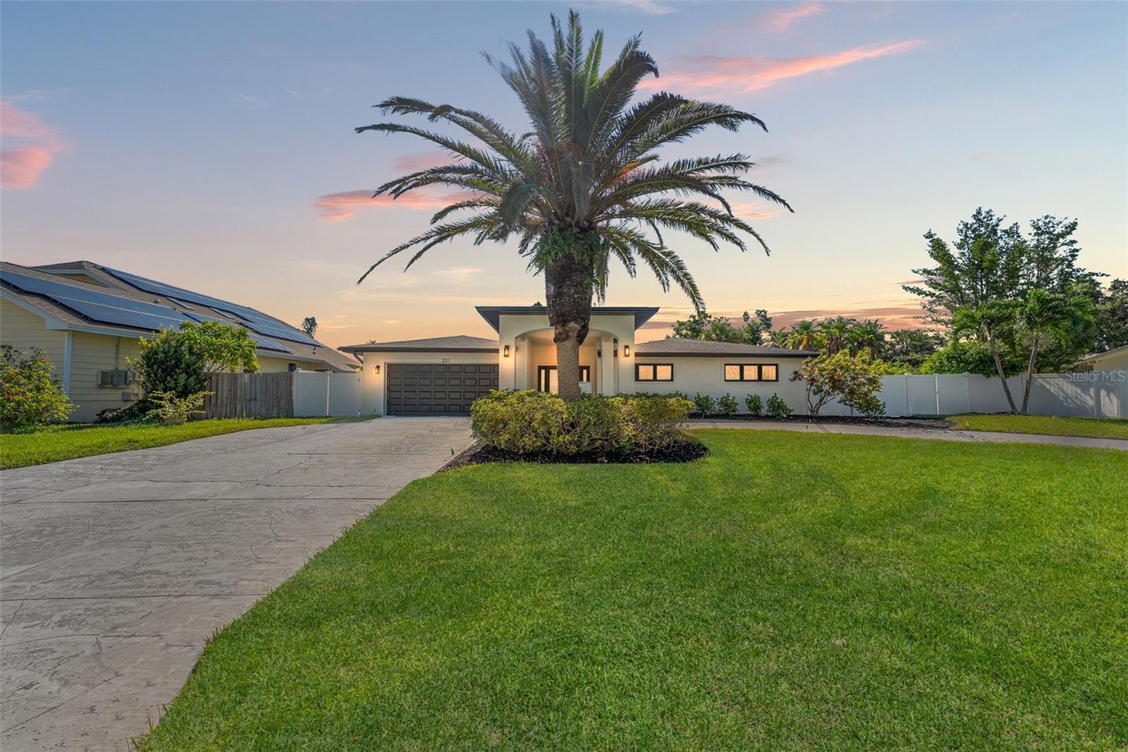 TIERRA VERDE - Residential