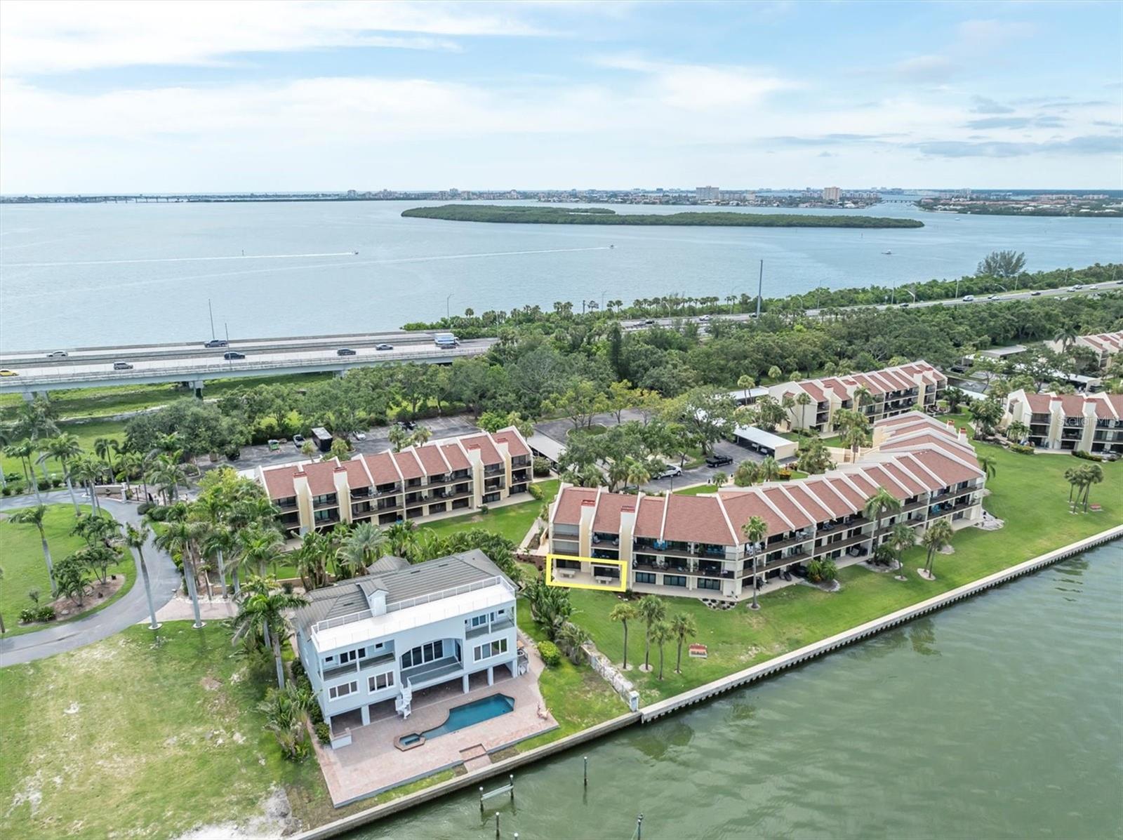 SEAPOINTE TERRACE CONDO - Residential Lease