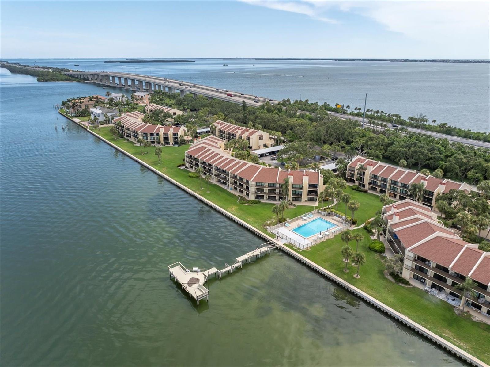 SEAPOINTE TERRACE CONDO - Residential Lease