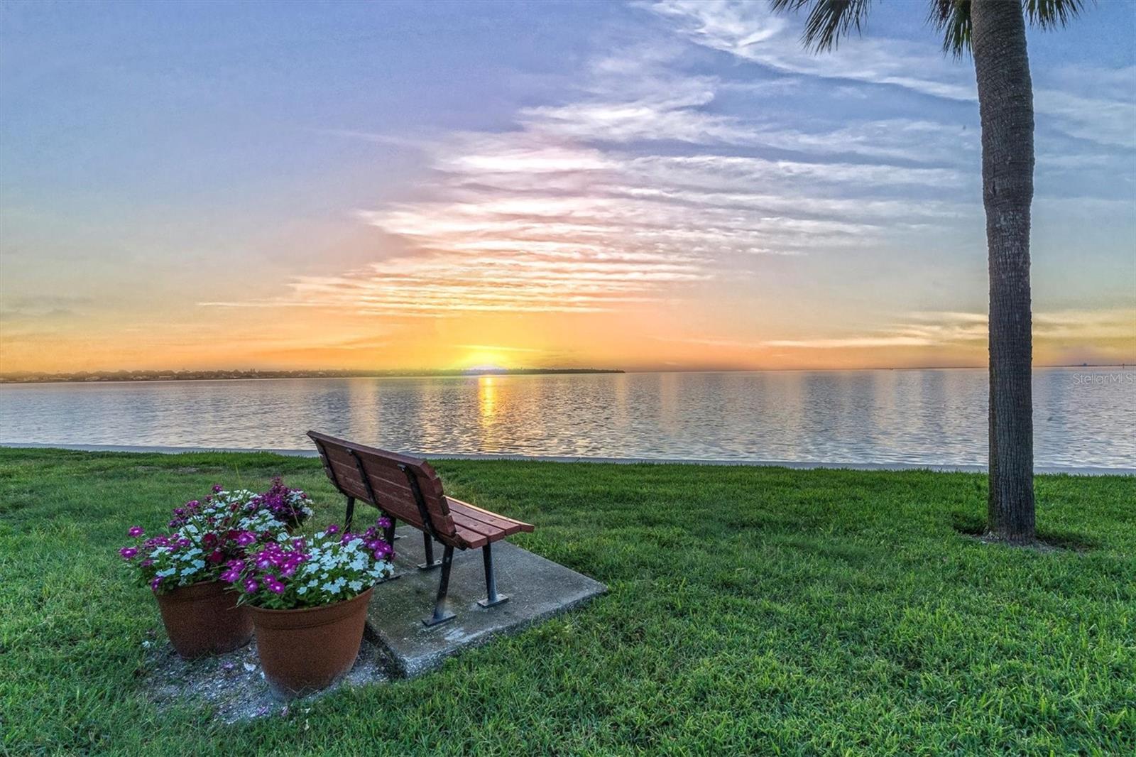 SEAPOINTE TERRACE CONDO - Residential Lease