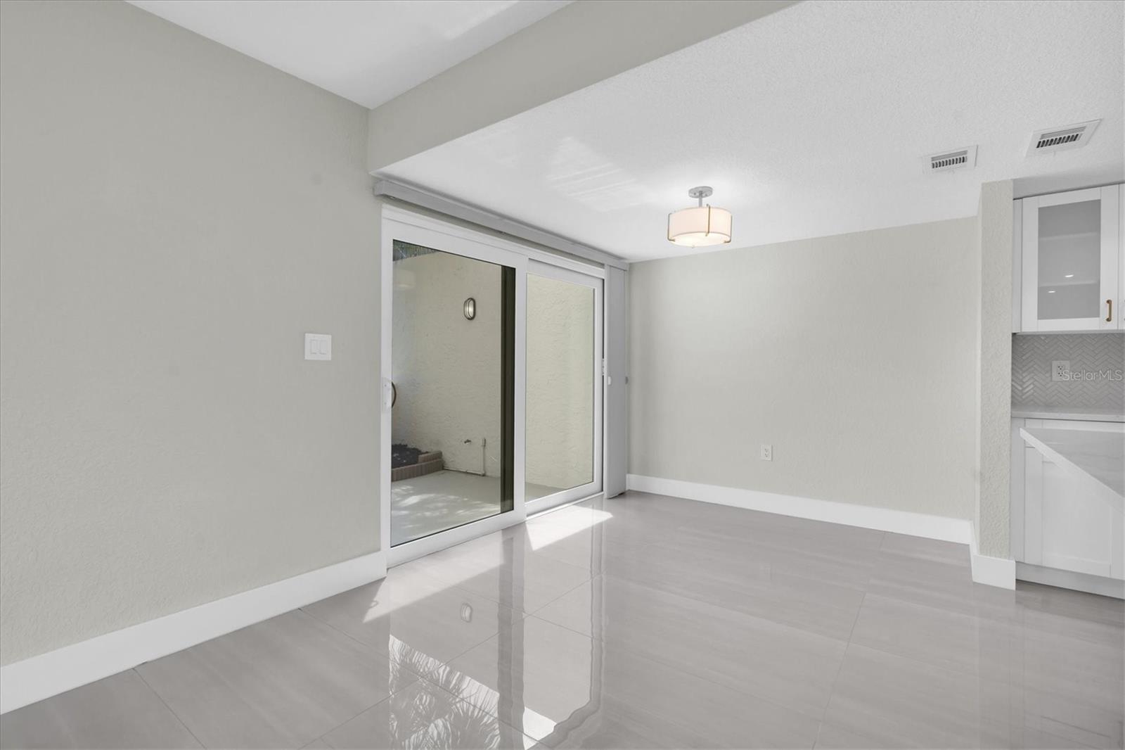 SEAPOINTE TERRACE CONDO - Residential Lease