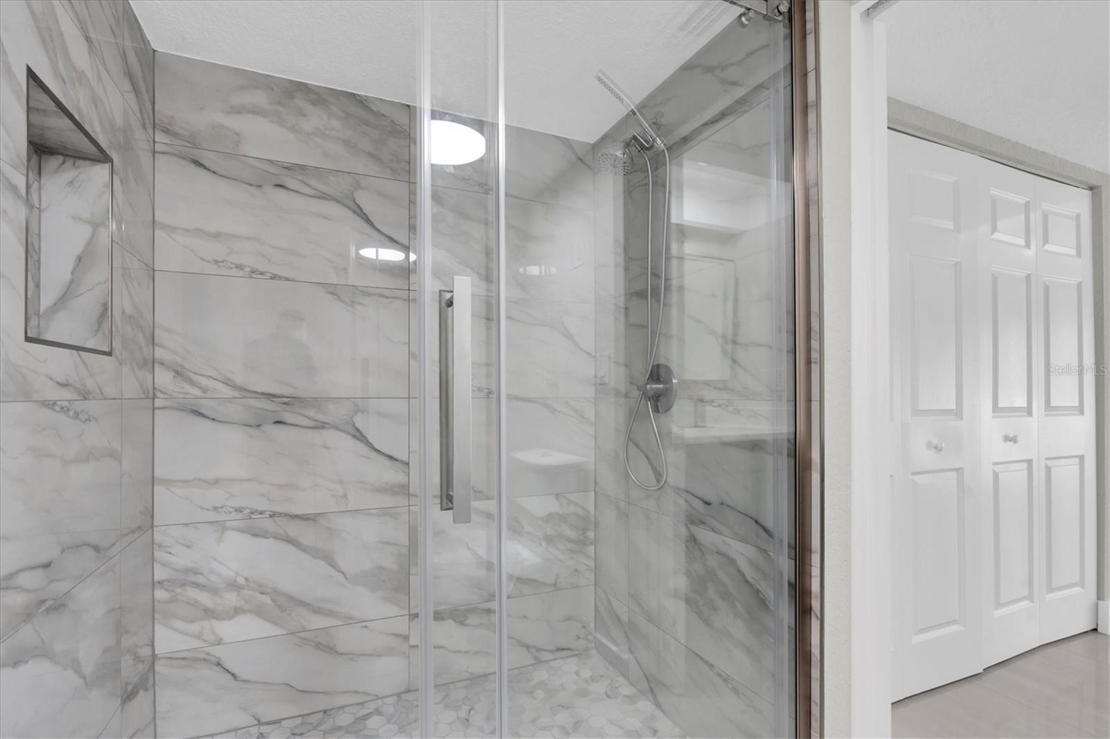 SEAPOINTE TERRACE CONDO - Residential Lease