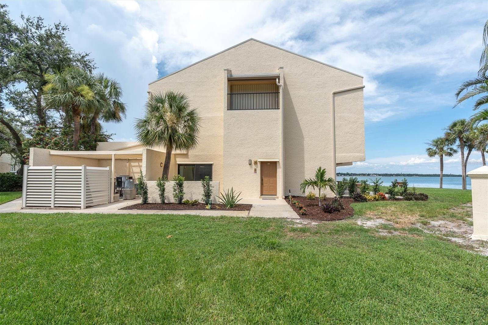 SEAPOINTE TERRACE CONDO - Residential Lease