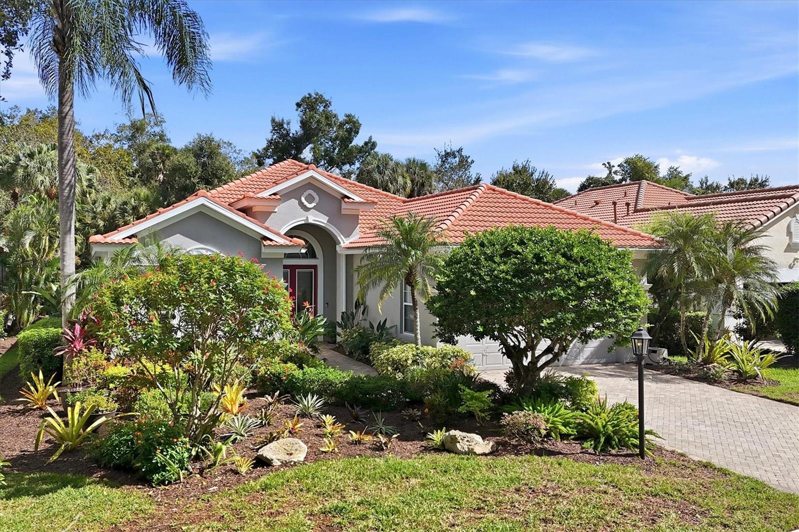 8147 ABINGDON COURT