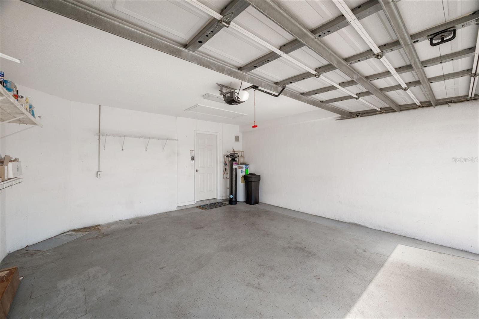 WILLOW LAKE - Residential