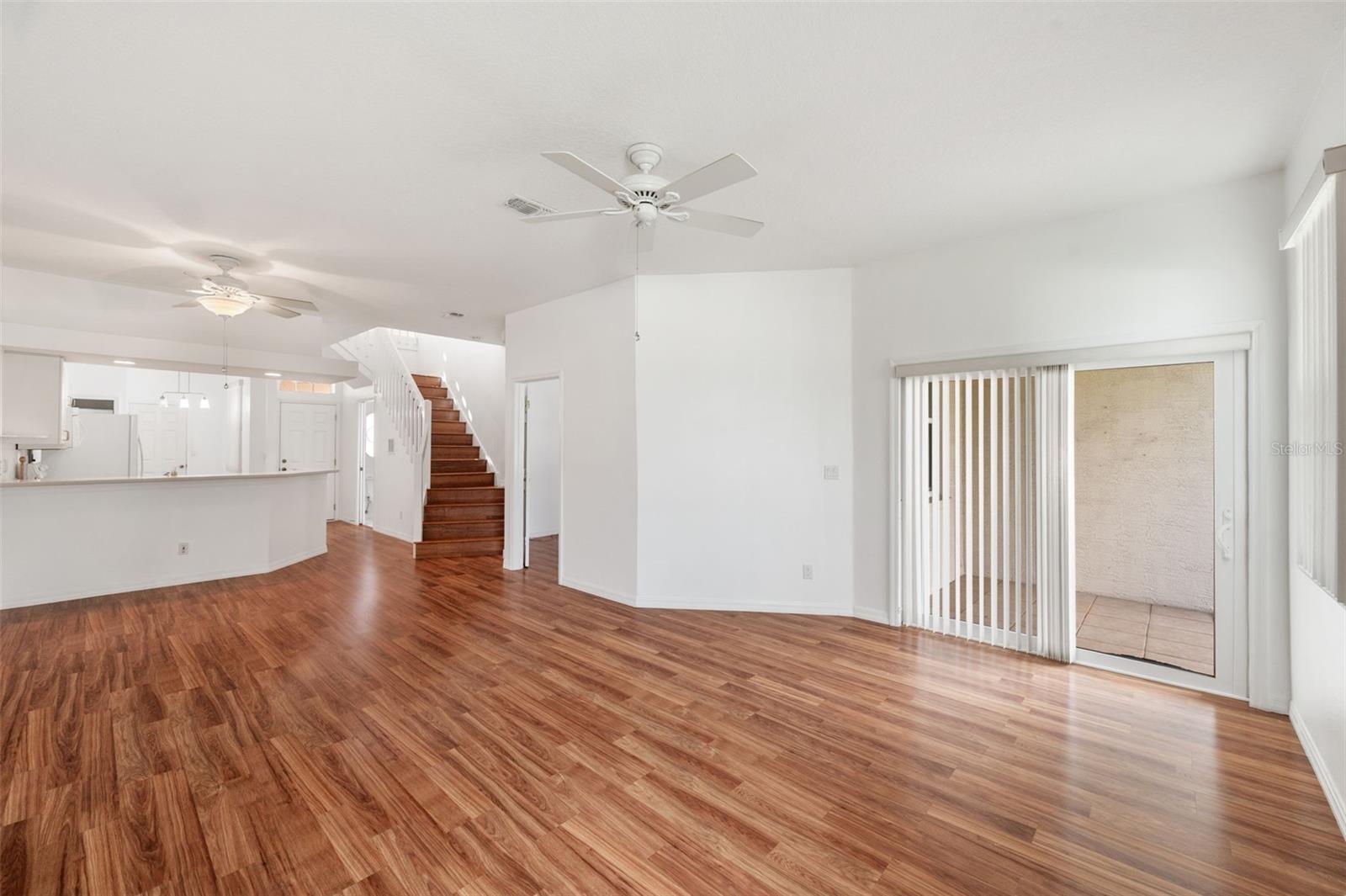 WILLOW LAKE - Residential