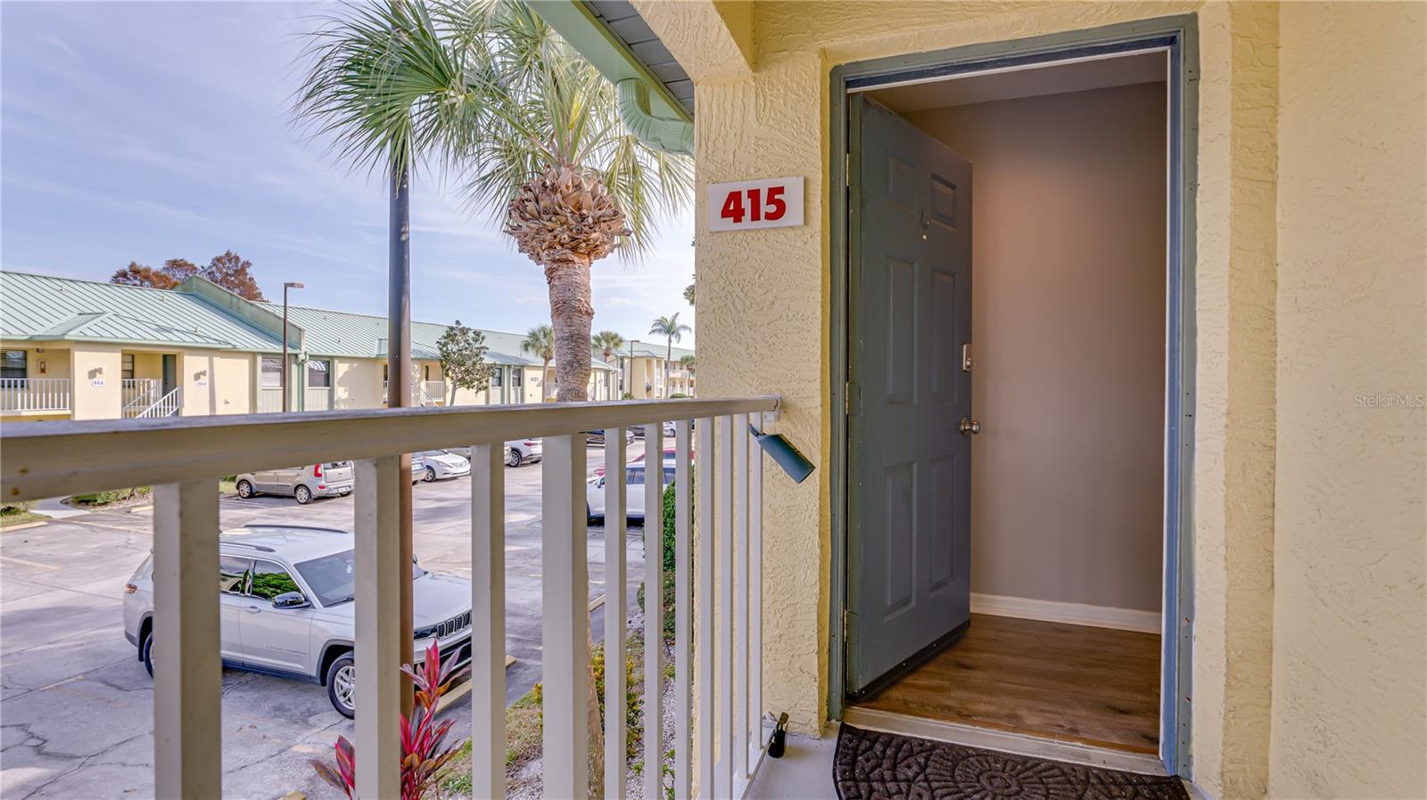 WILLOWS THE CONDO - Residential