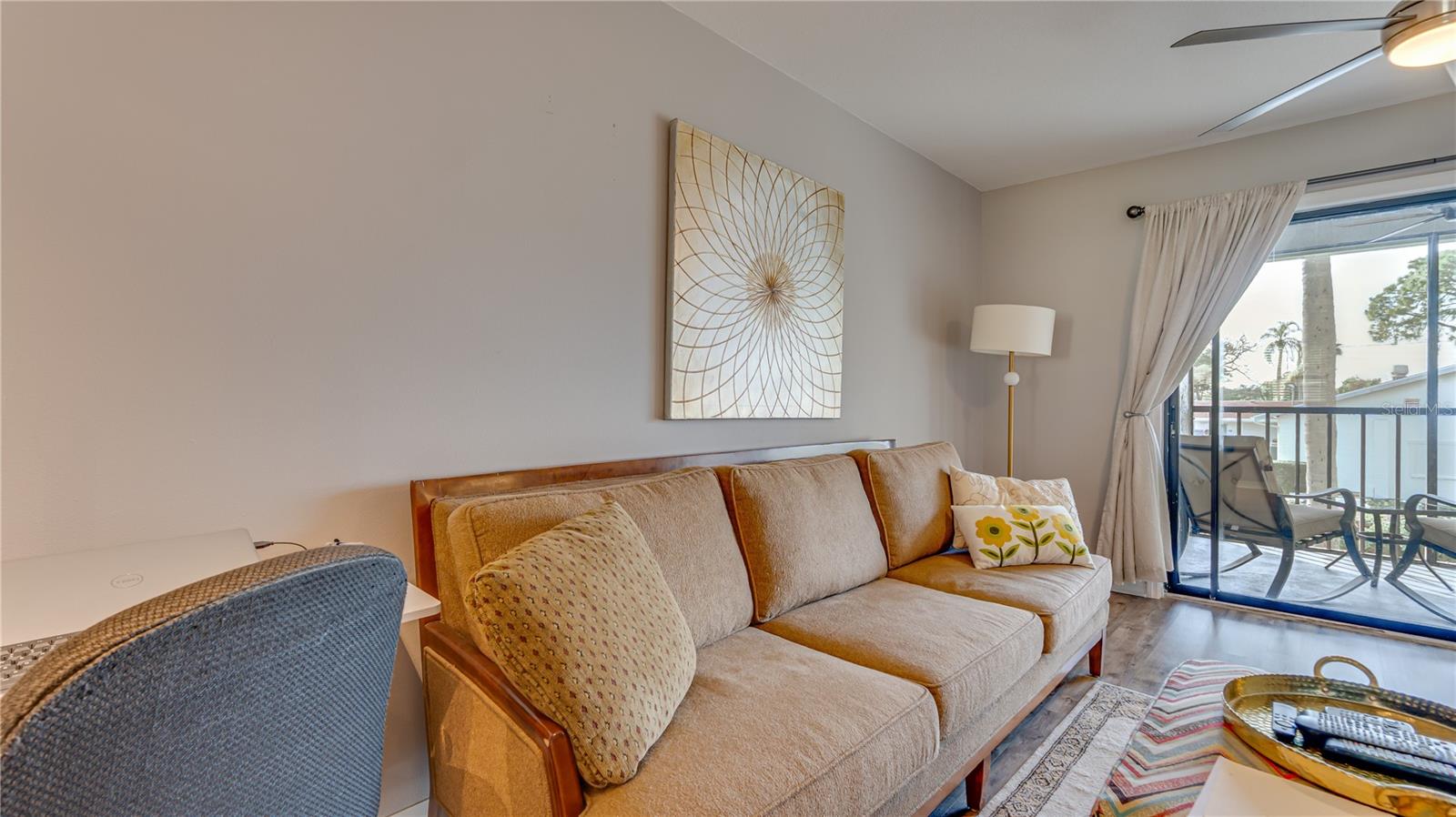 WILLOWS THE CONDO - Residential