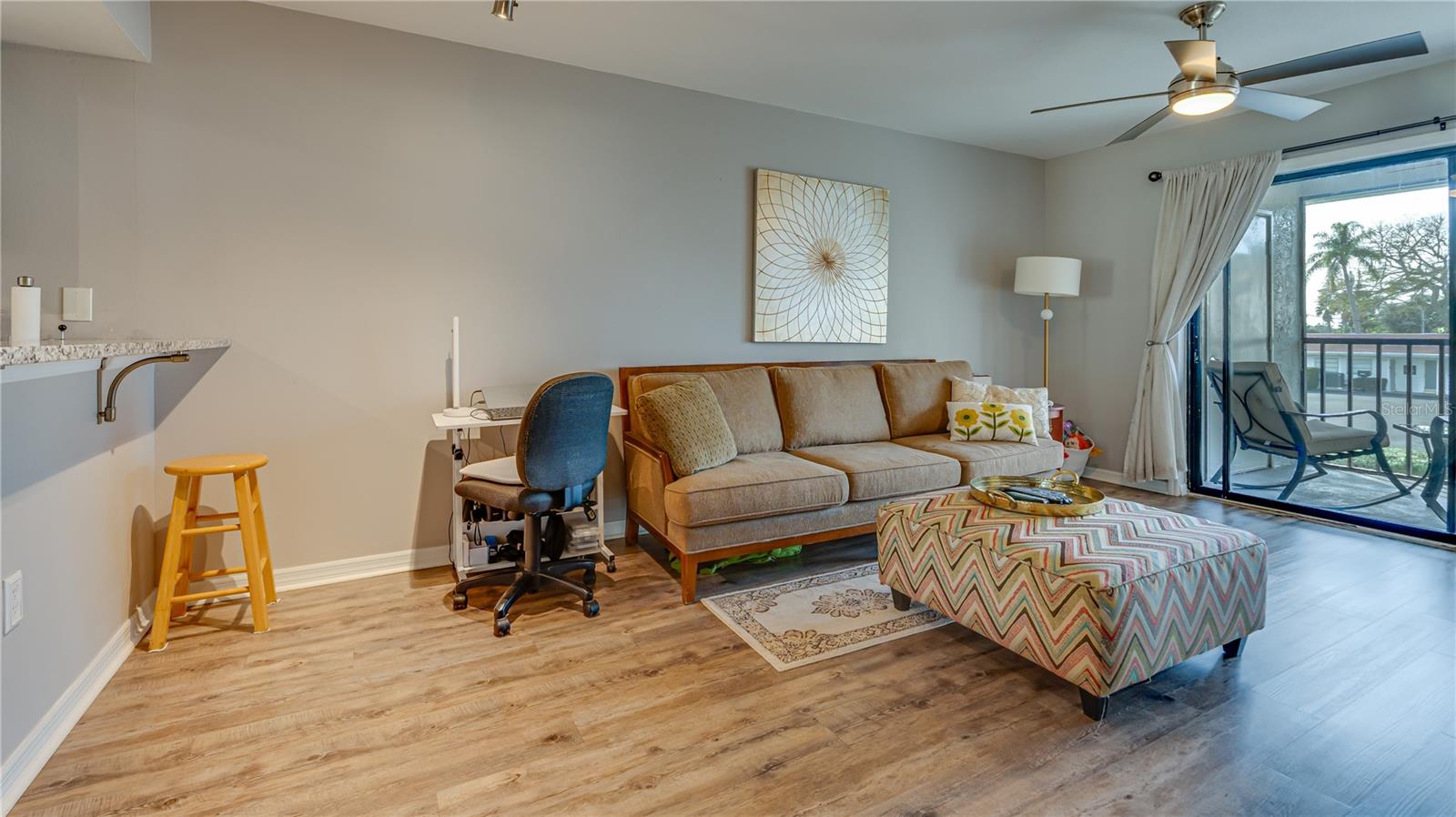 WILLOWS THE CONDO - Residential