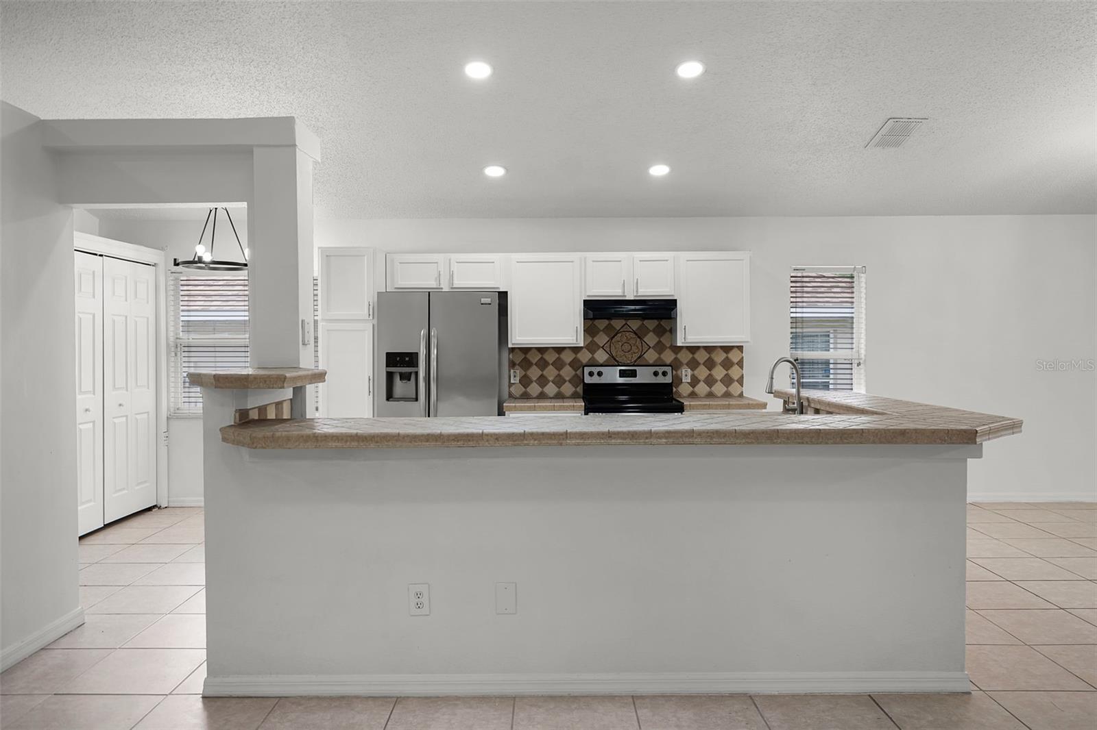 142 STONEGATE PASS