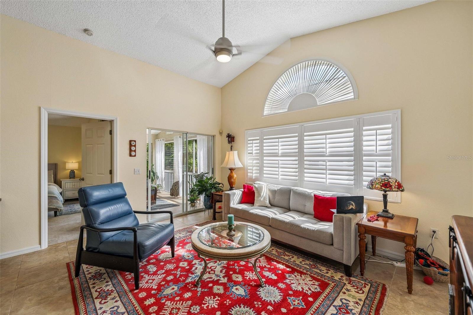 7266 ELEANOR CIRCLE 203, SARASOTA, FL, 34243 4 7266 ELEANOR CIRCLE 203