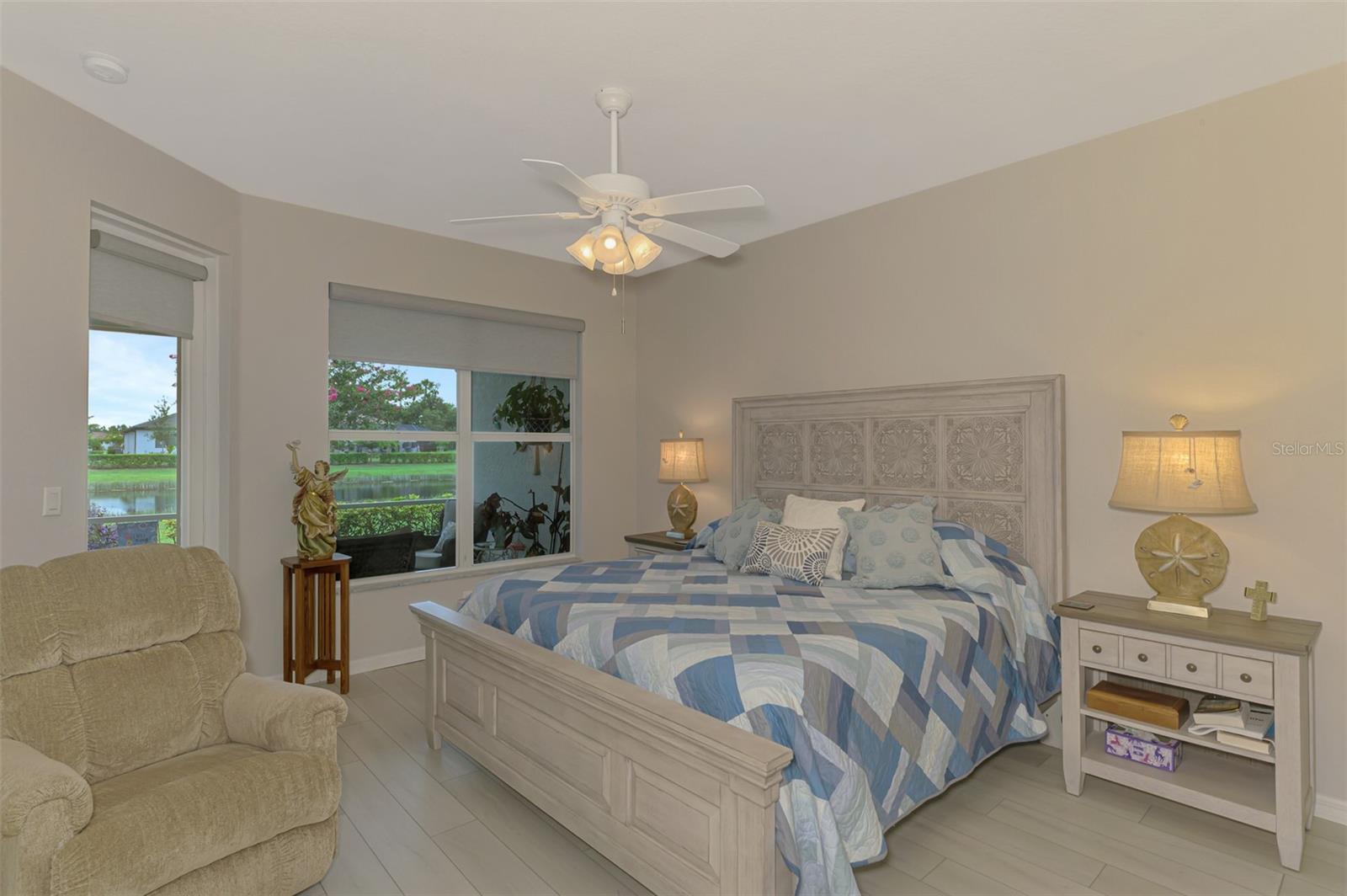THE CARRIAGE HOMES OF LAKESIDE PLANTATION - Residential