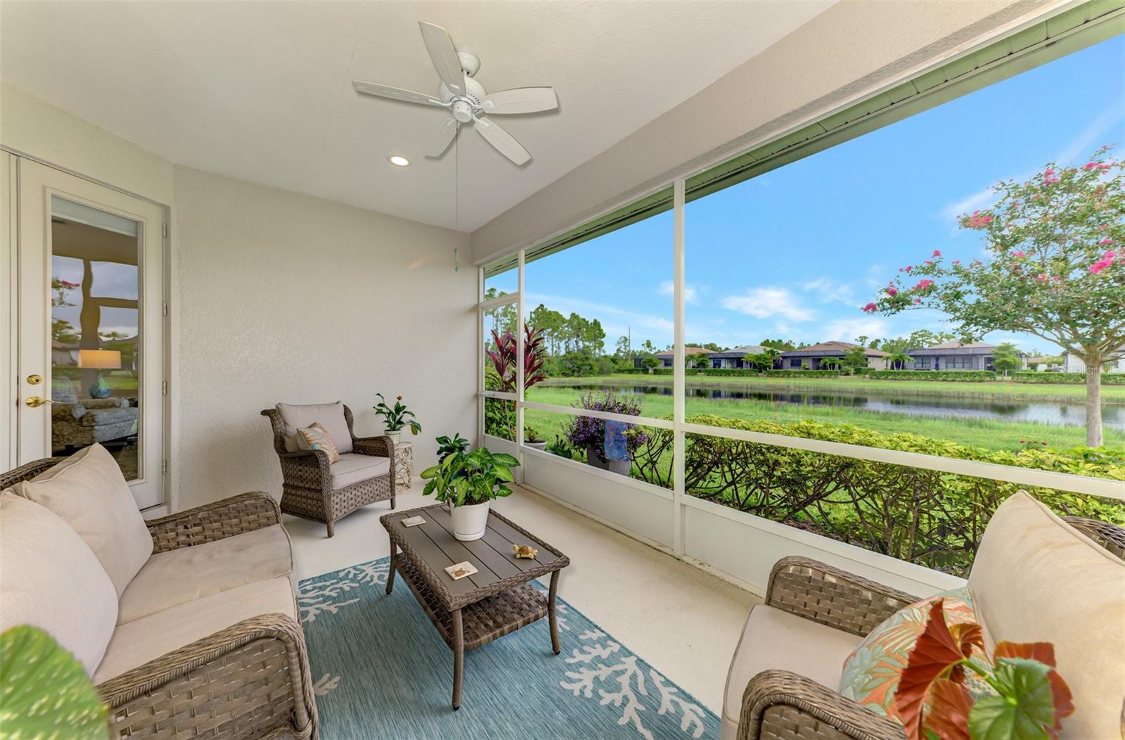 THE CARRIAGE HOMES OF LAKESIDE PLANTATION - Residential