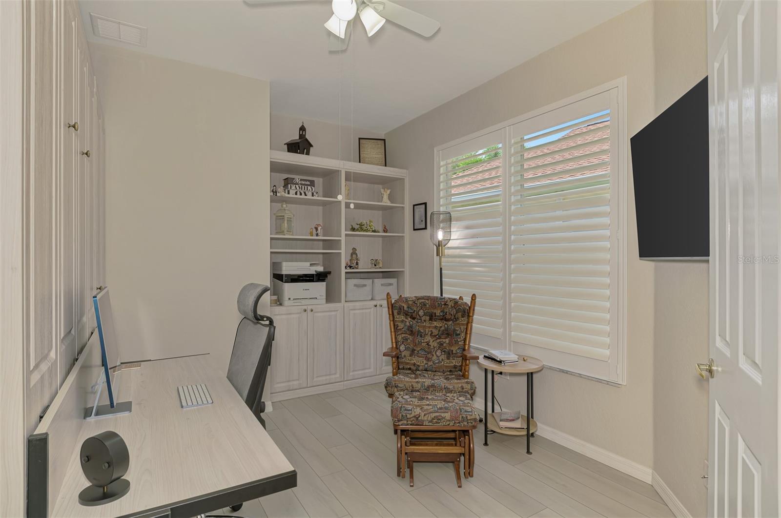 THE CARRIAGE HOMES OF LAKESIDE PLANTATION - Residential