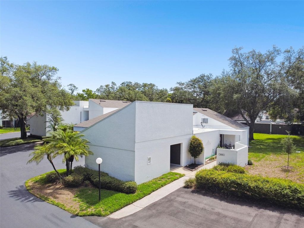 Photo of 14135 Cypress Circle, Tampa, FL 33618 (MLS # TB8471667)