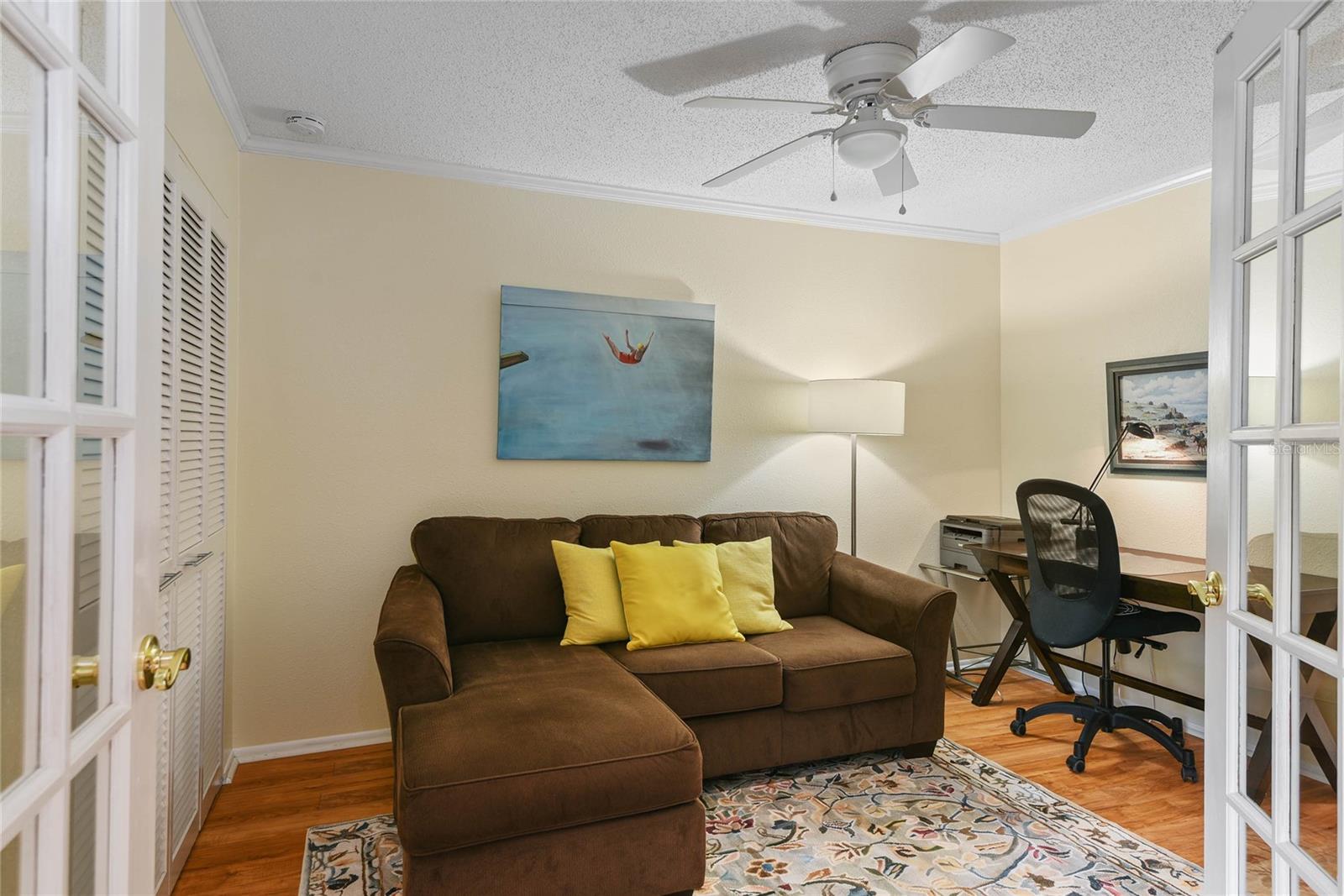 ULTRA VISTA CONDO - Residential