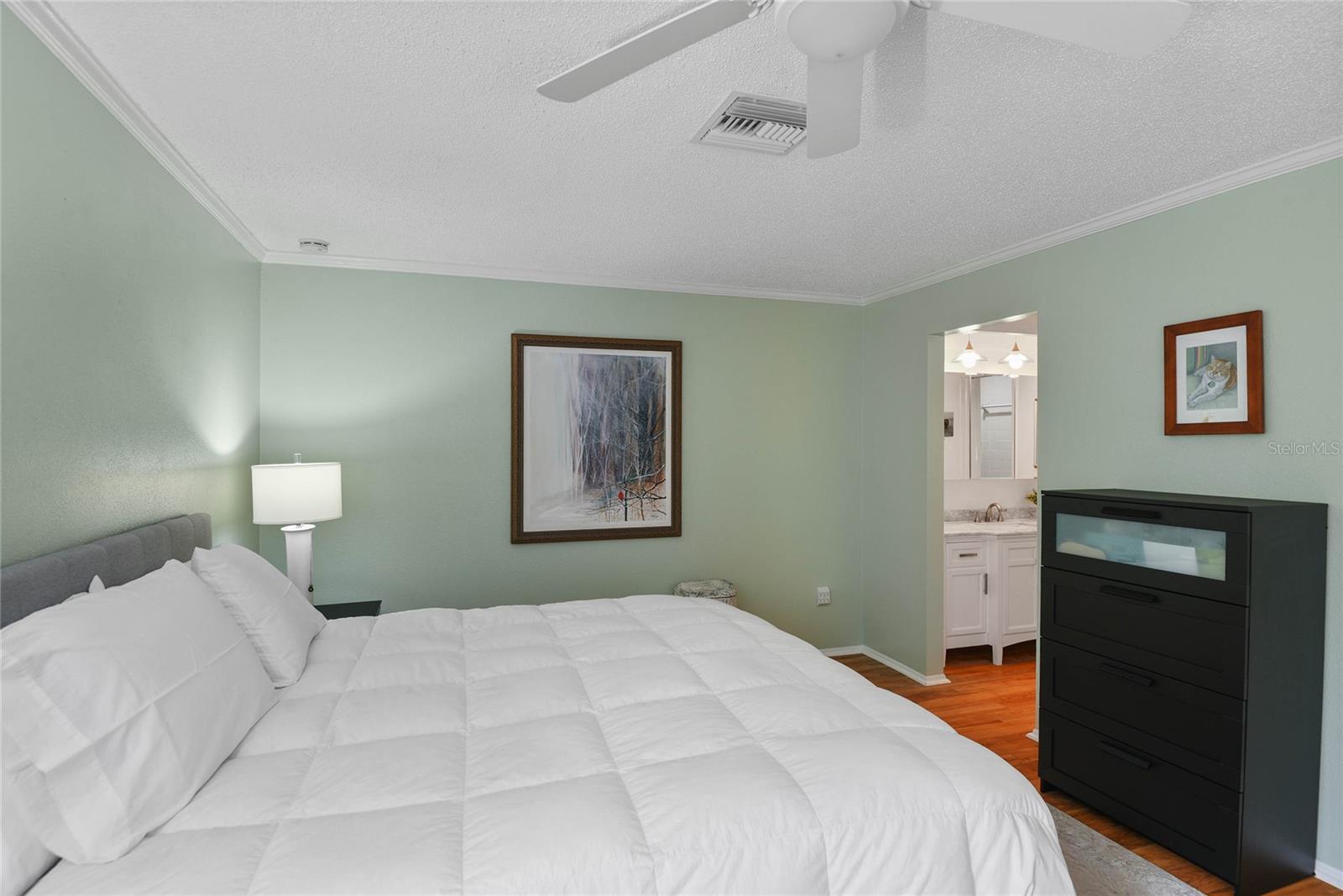 ULTRA VISTA CONDO - Residential