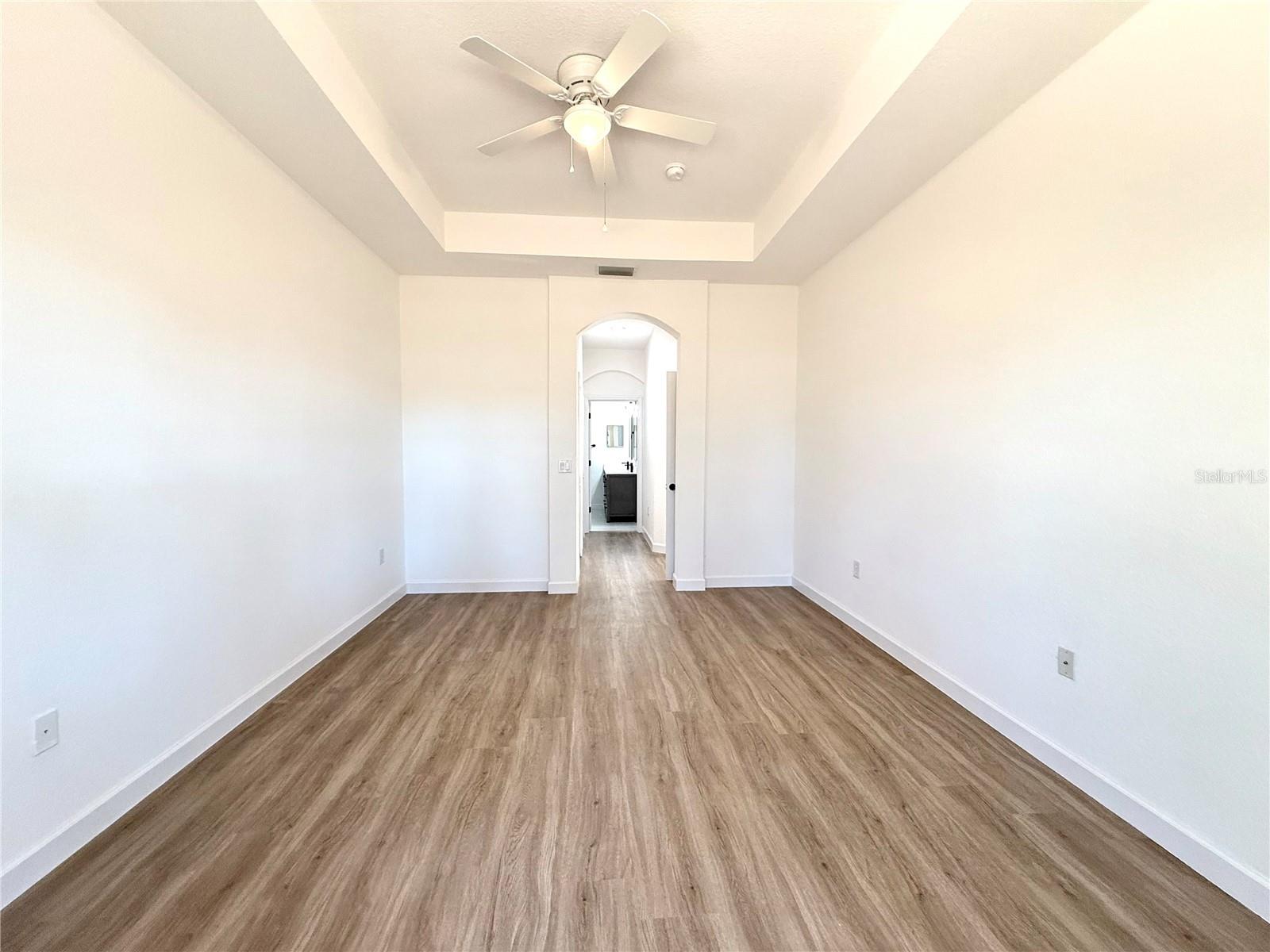 OAK TRAIL - Residential Lease