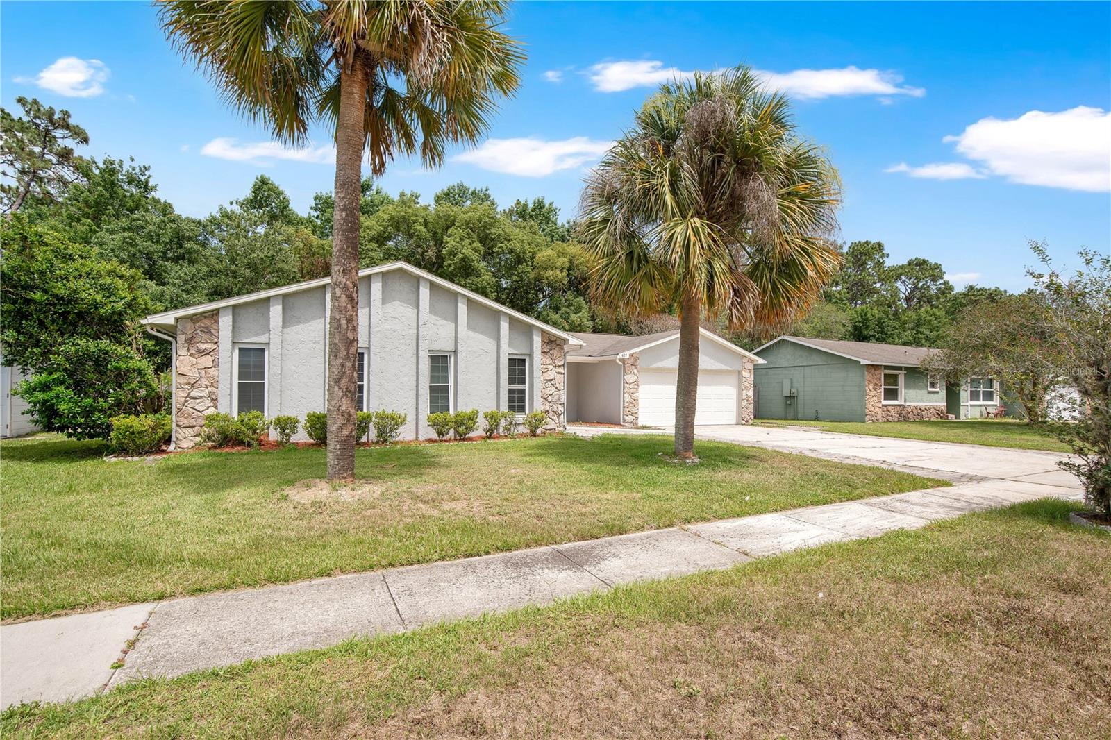 427 ELKWOOD LANE