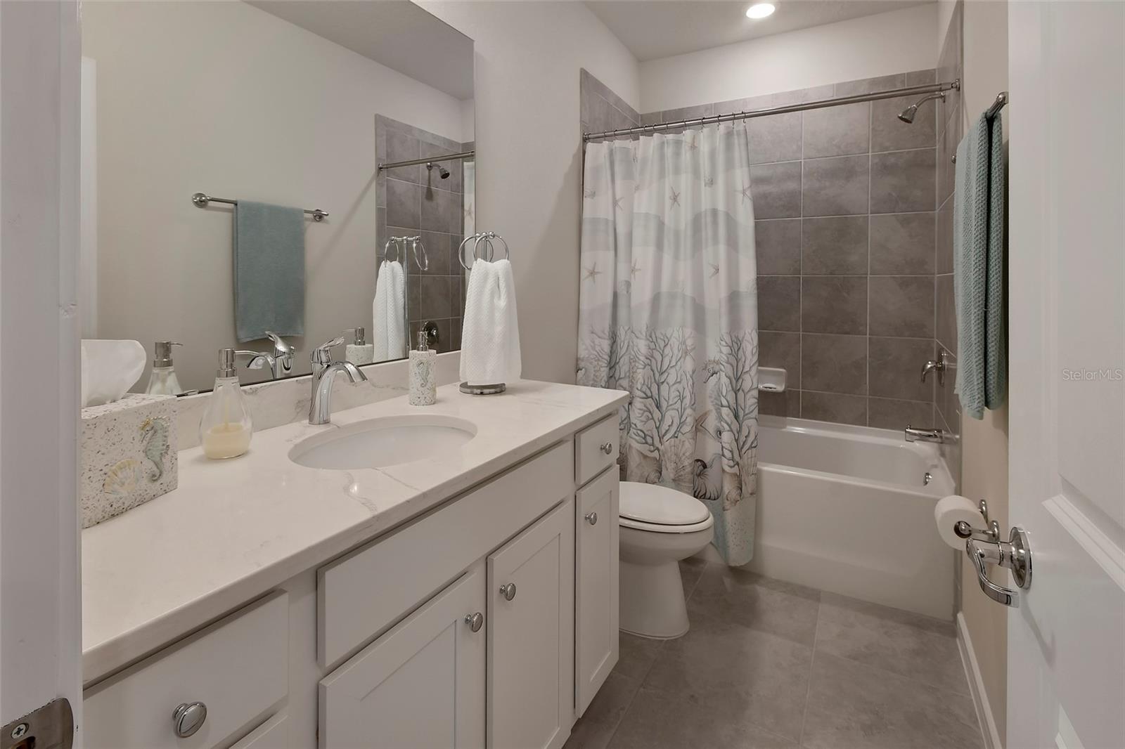 CANOPY TERRACE - Residential