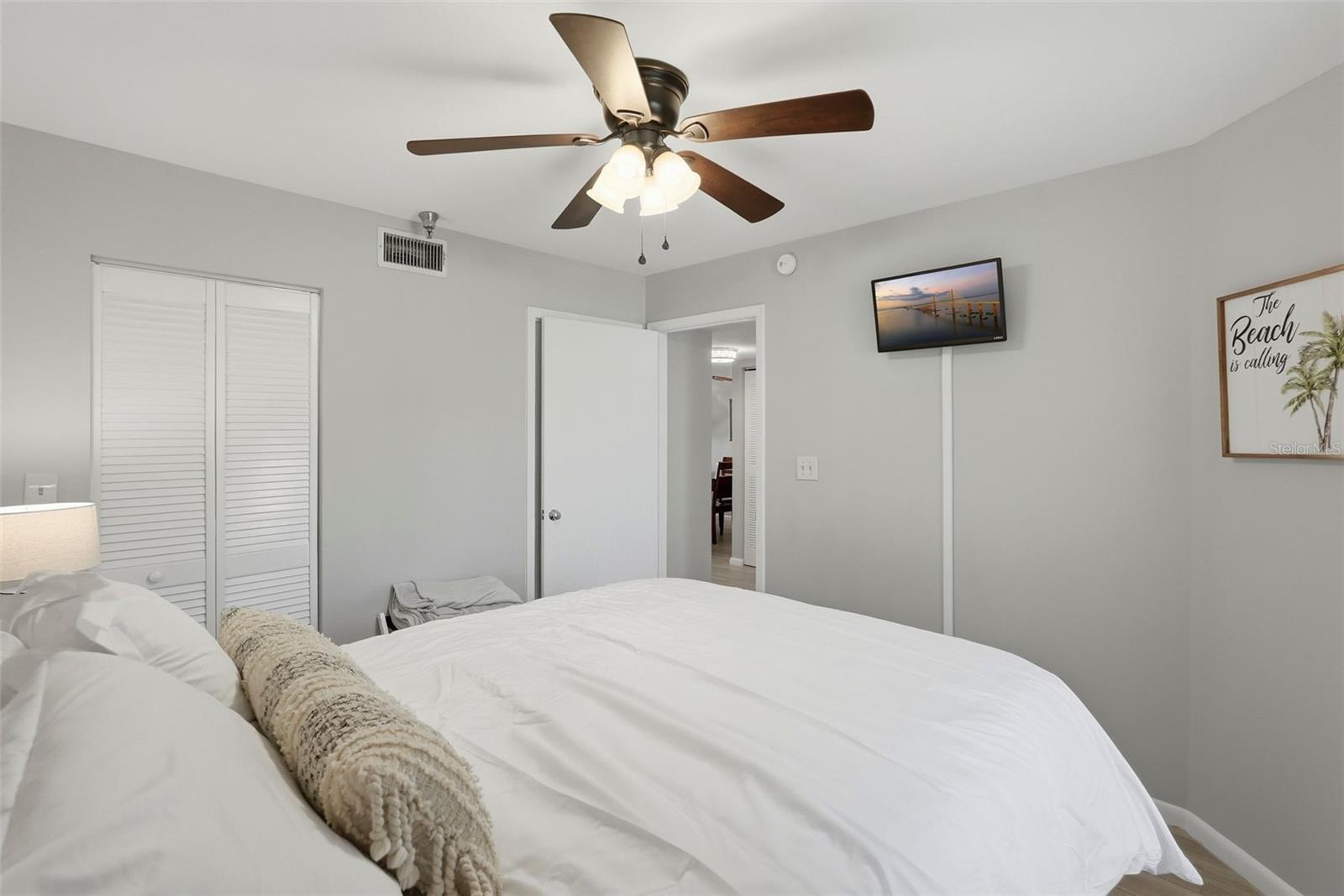VISTA VERDE NORTH CONDO - Residential