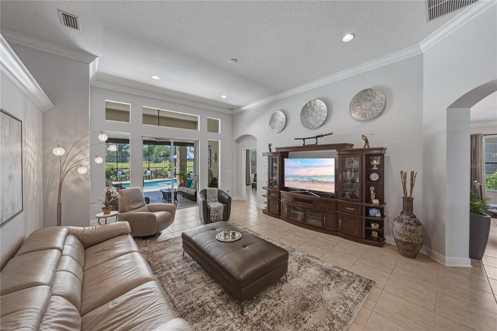 LAKE JOVITA GOLF & CC PH 4-C - Residential