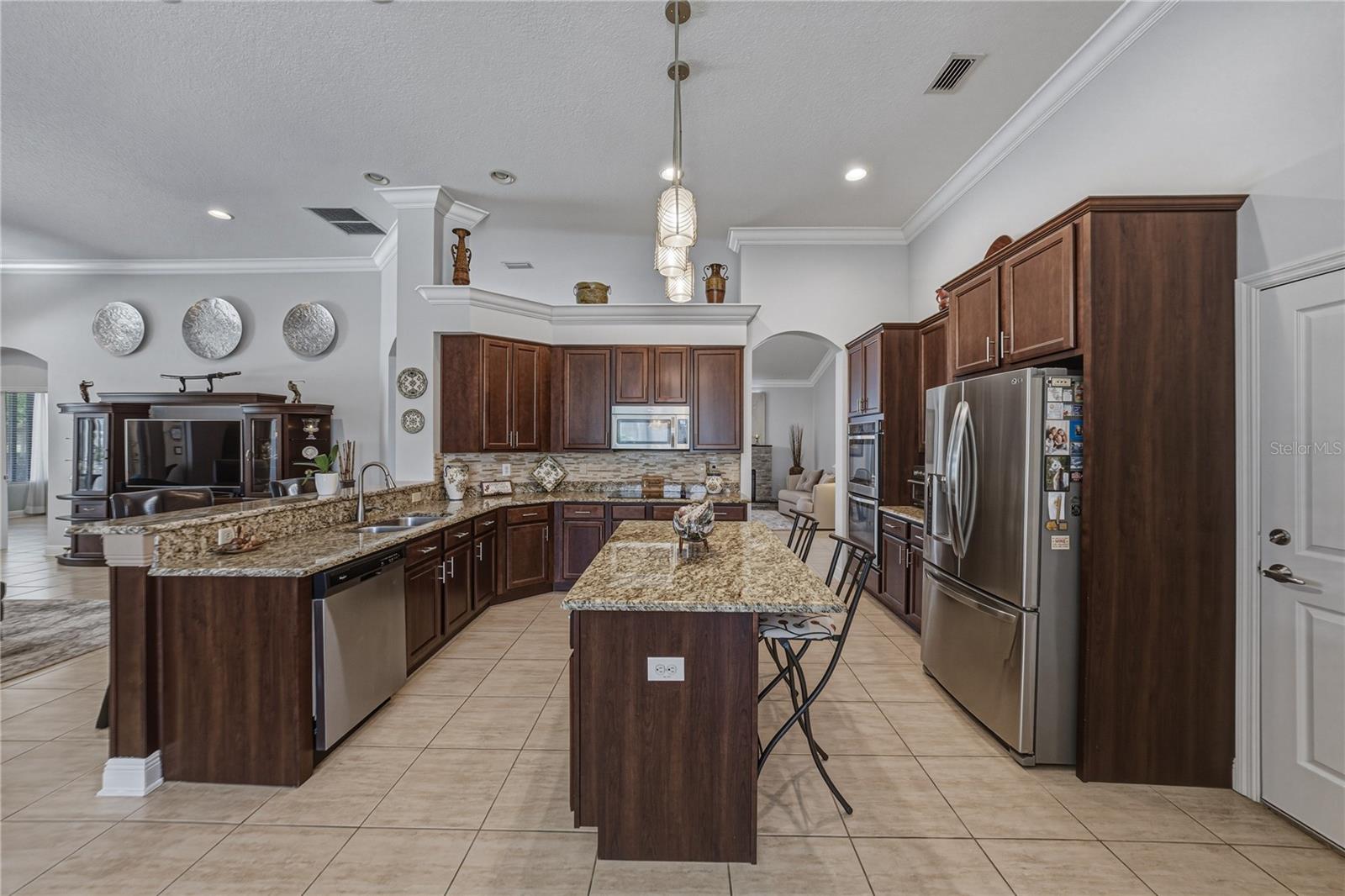LAKE JOVITA GOLF & CC PH 4-C - Residential