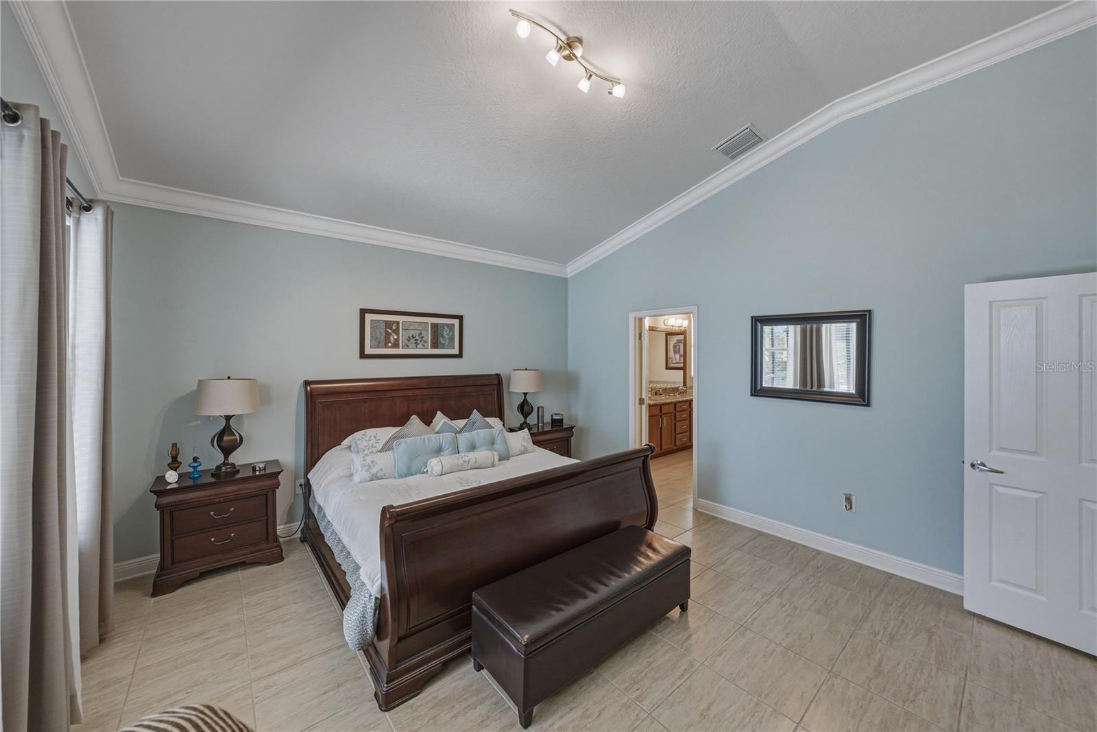 LAKE JOVITA GOLF & CC PH 4-C - Residential