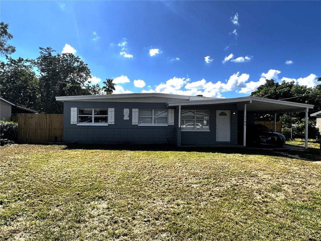 Photo of 1105 Briarwood Road, Brandon, FL 33511 (MLS # U8219370)