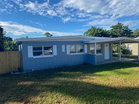 Photo of 1105 Briarwood Road, Brandon, FL 33511 (MLS # U8219370)