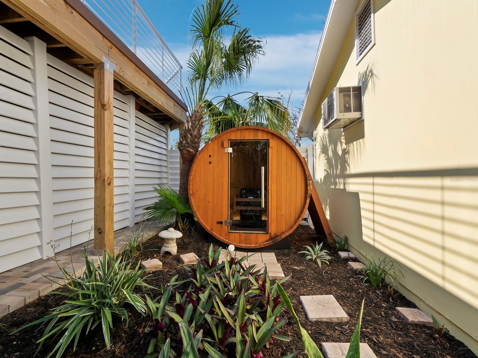 LONGBEACH REV OF R P JORDANS SUB - Residential