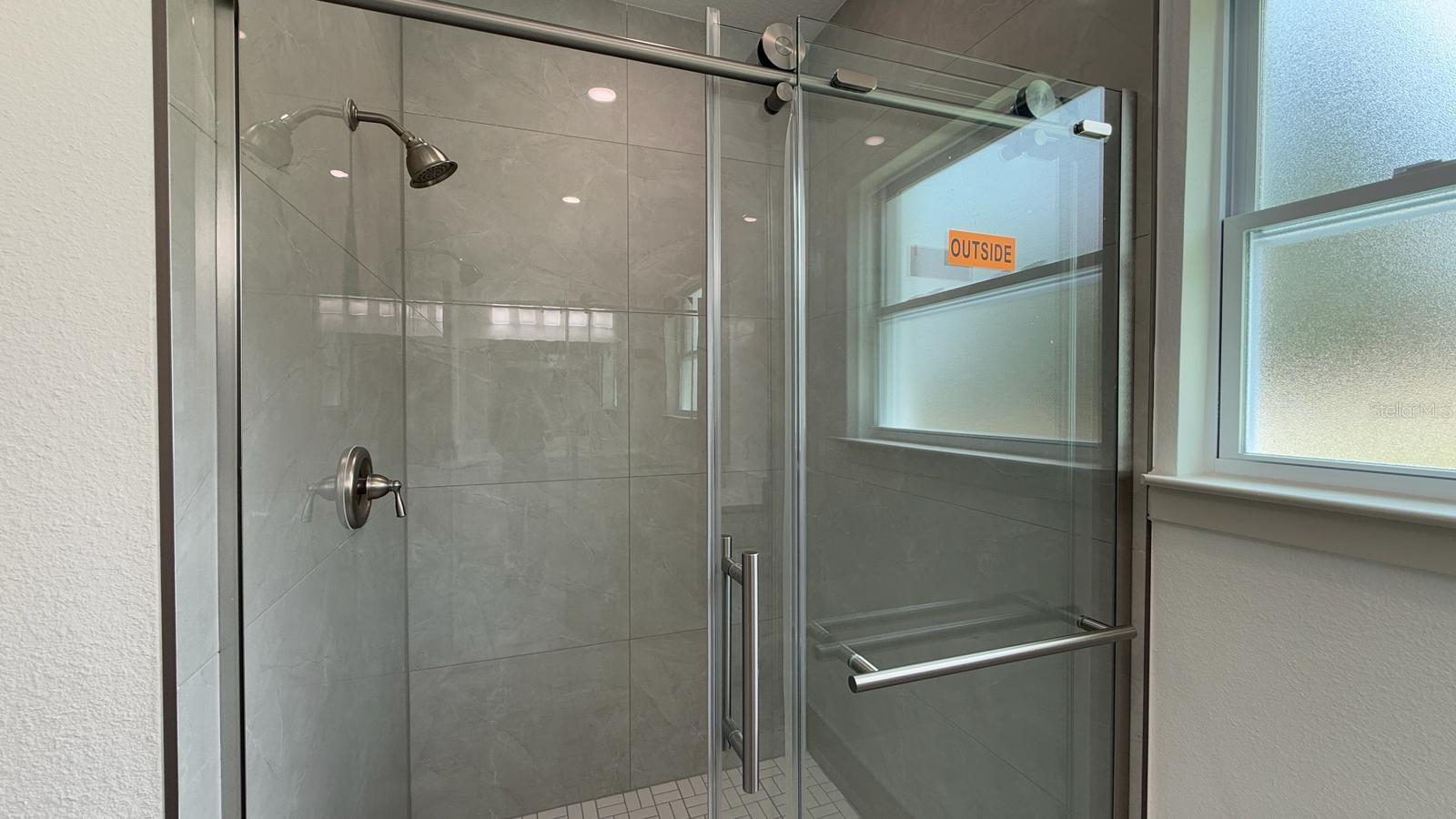 RAINBOW LAKES ESTATE - Residential