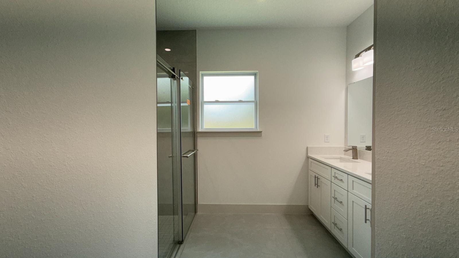 RAINBOW LAKES ESTATE - Residential