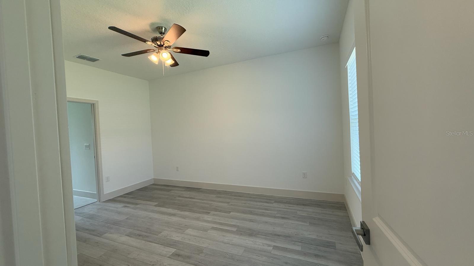 RAINBOW LAKES ESTATE - Residential