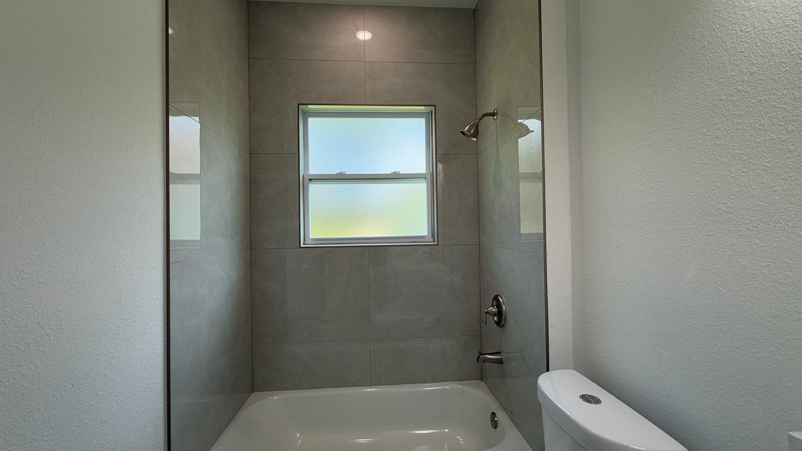 RAINBOW LAKES ESTATE - Residential