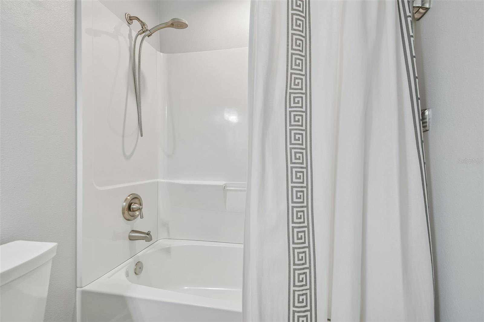 SOUTH COVE PH 2/3 - Residential