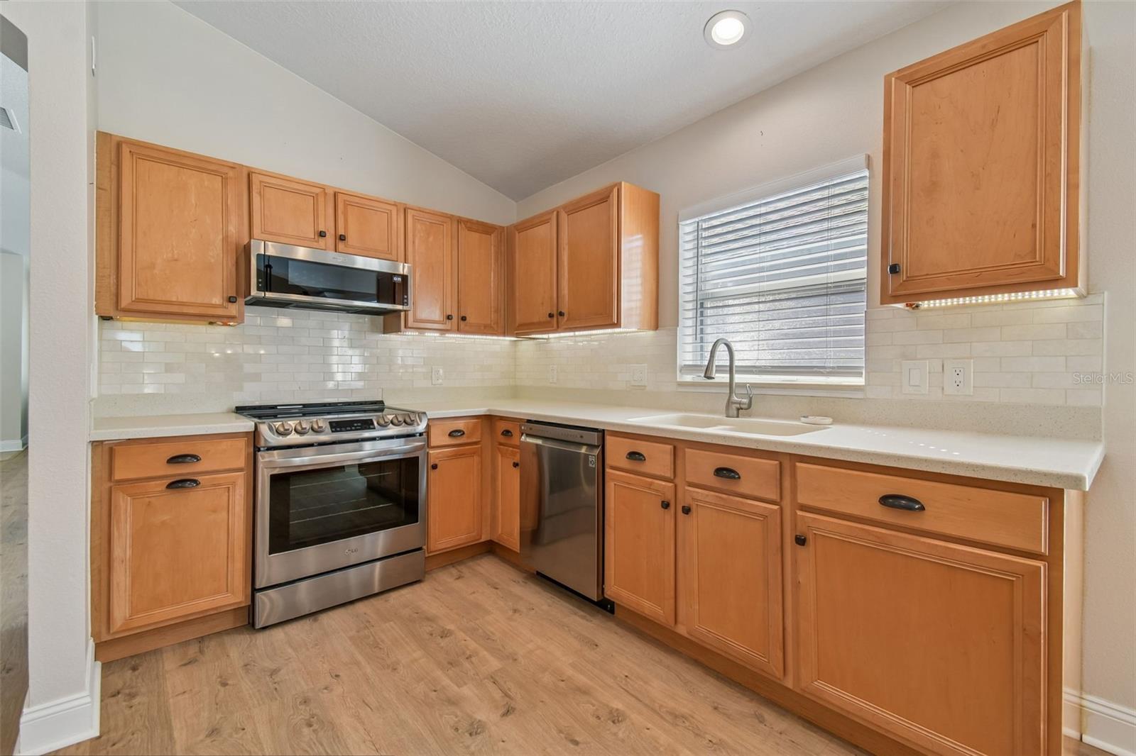 SOUTH COVE PH 2/3 - Residential