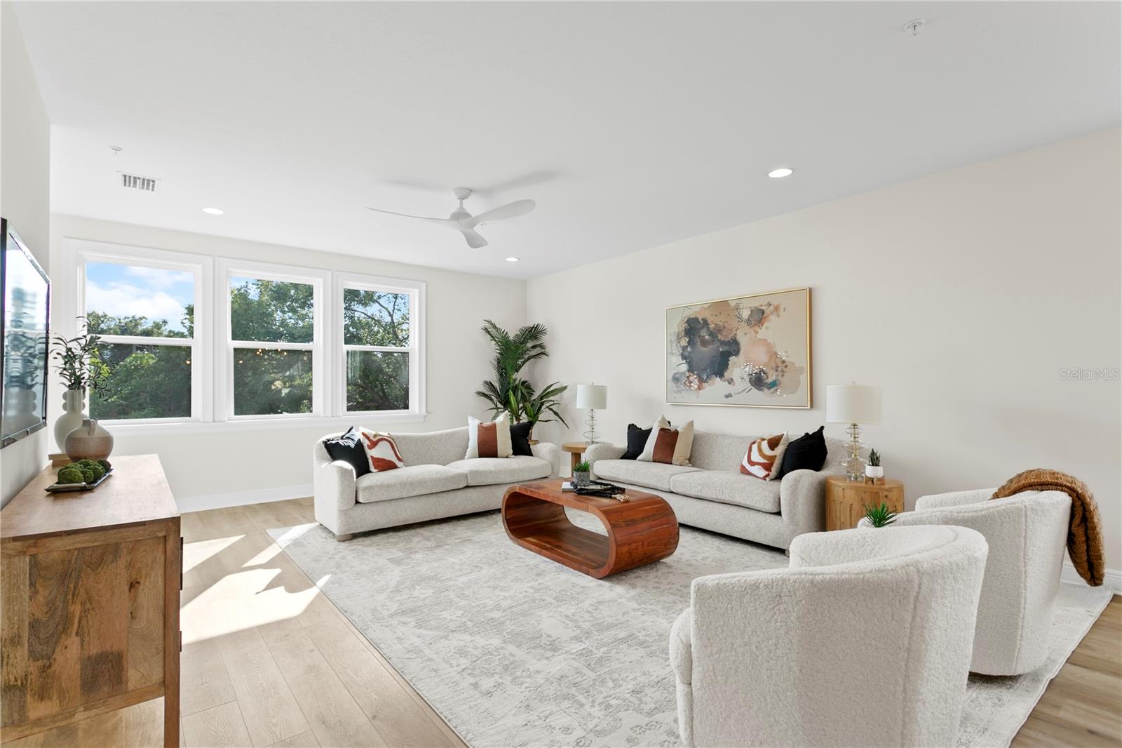 MATTHEW BUNCH TOWNHOMES - Residential