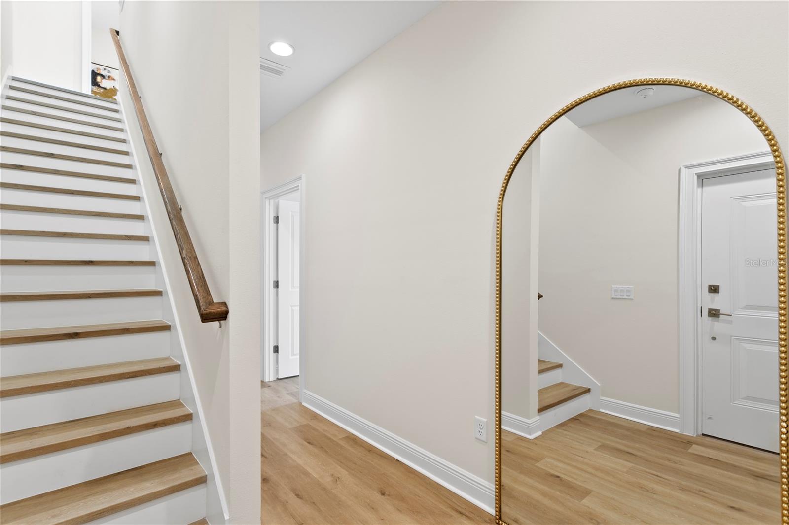 MATTHEW BUNCH TOWNHOMES - Residential