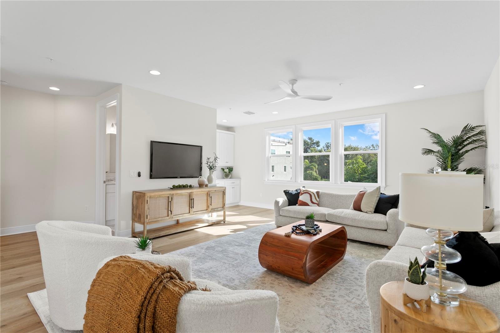 MATTHEW BUNCH TOWNHOMES - Residential