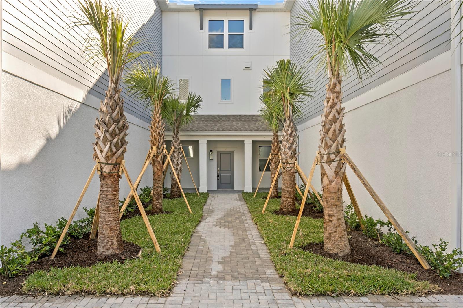 MATTHEW BUNCH TOWNHOMES - Residential