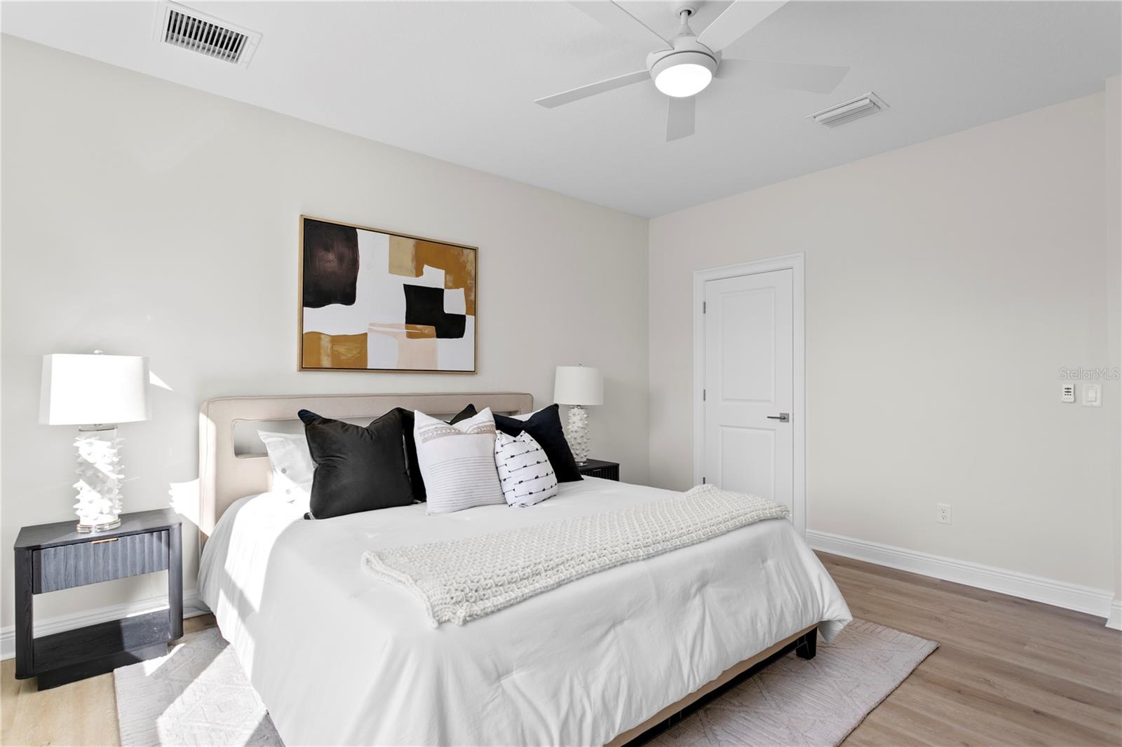 MATTHEW BUNCH TOWNHOMES - Residential