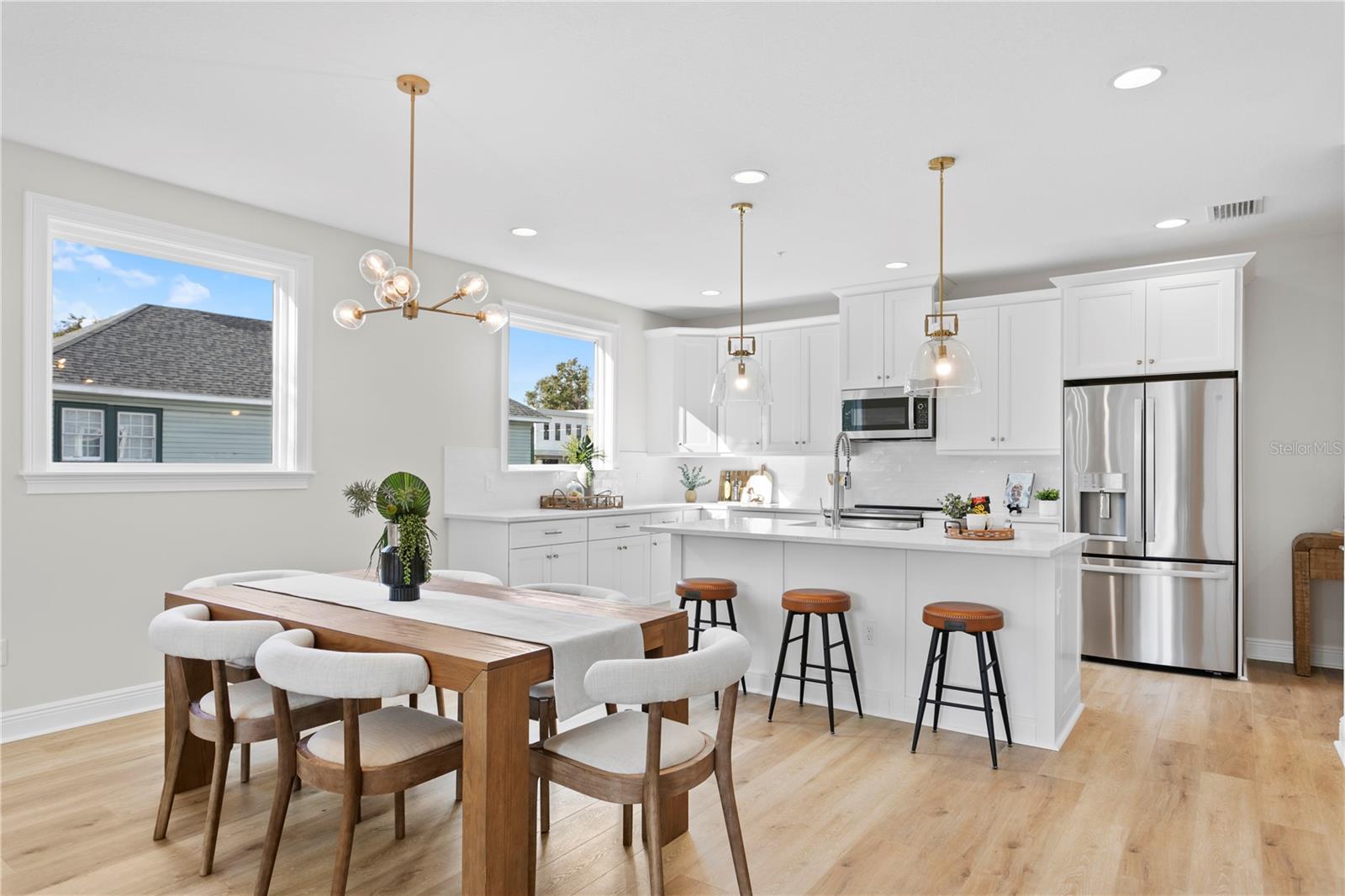 MATTHEW BUNCH TOWNHOMES - Residential